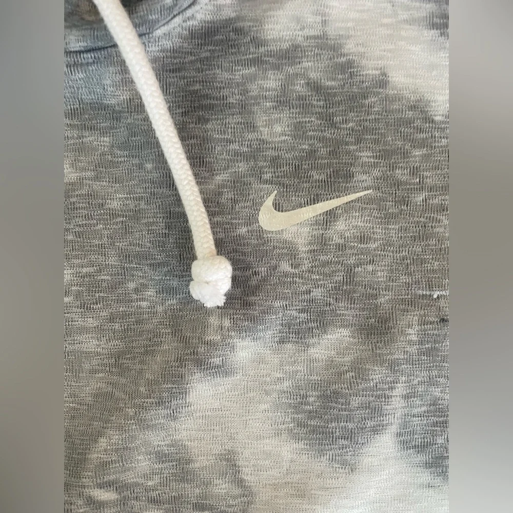 Nike Dri-Fit Hooded Sweatshirt